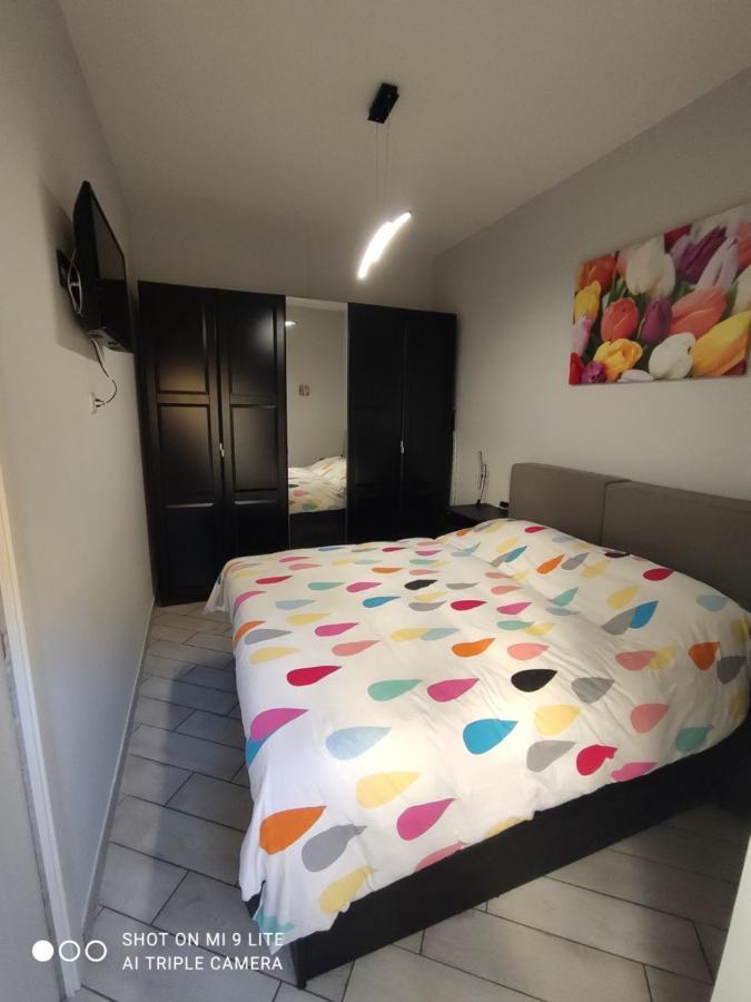 Casa Vacanze Zia Rose Неаполь Экстерьер фото